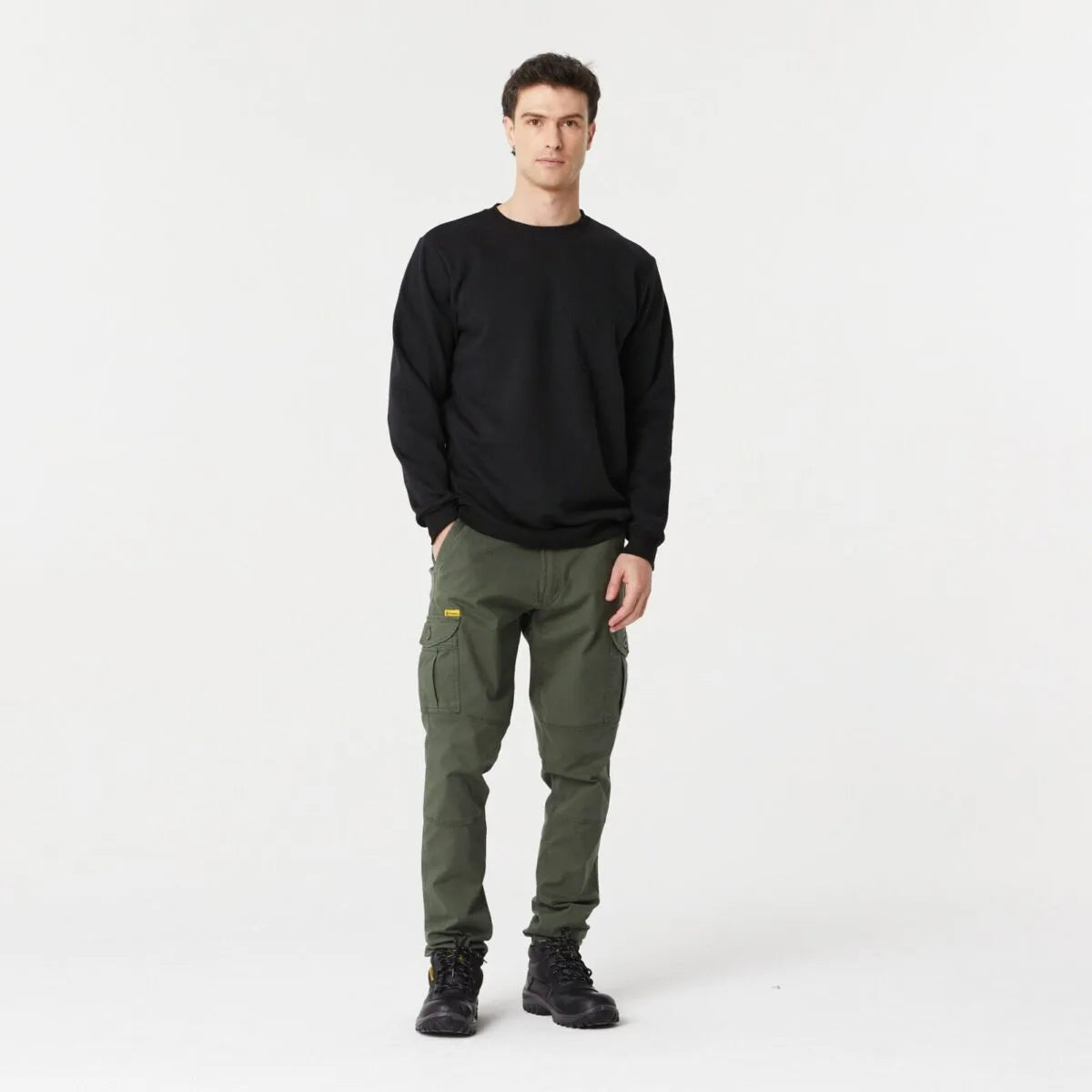 Buzo Frisa Cuello Redondo Negro Pampero