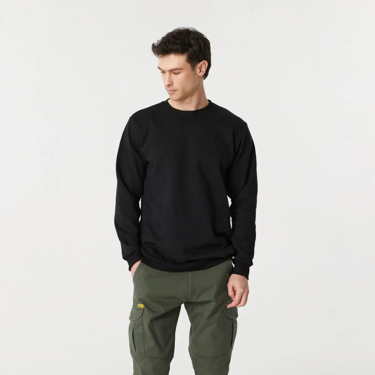 Buzo Frisa Cuello Redondo Negro Pampero