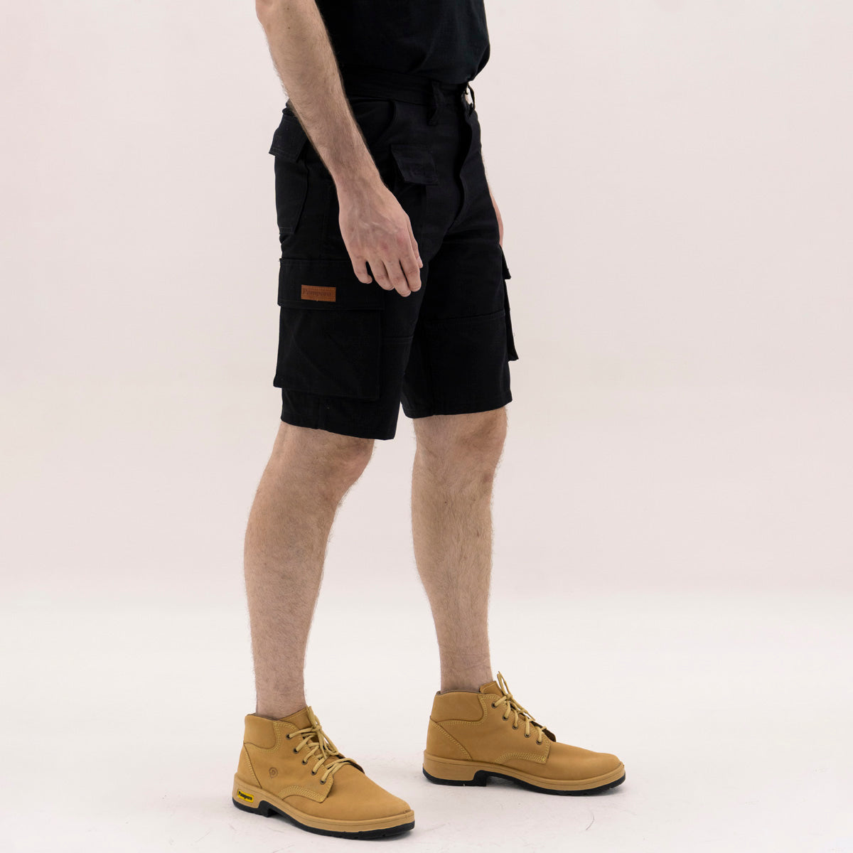 Bermuda Cargo Negro Pampero